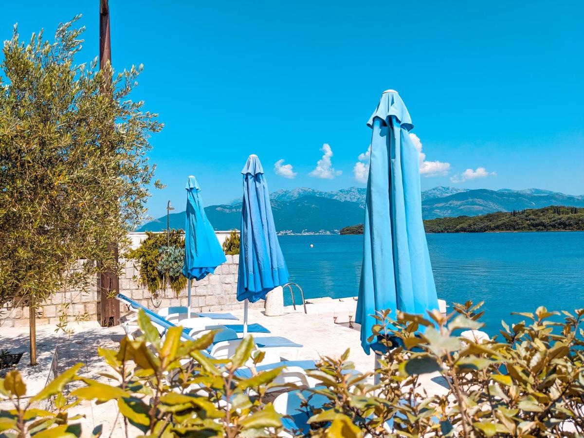 Apartments Maestral Tivat Exterior photo