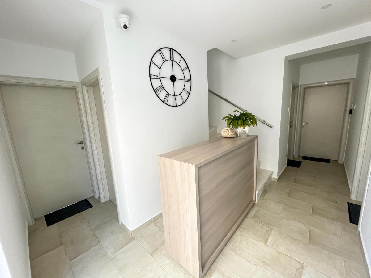 Apartments Maestral Tivat Exterior photo